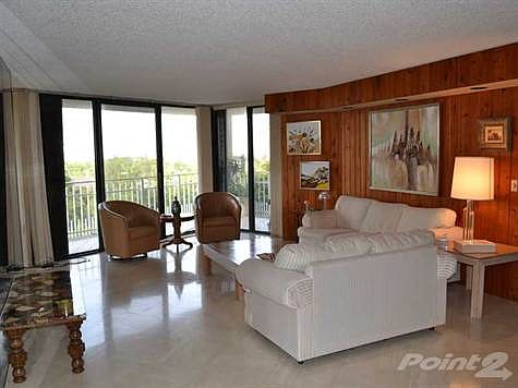 4th image of 4000 Towerside Ter APT 811