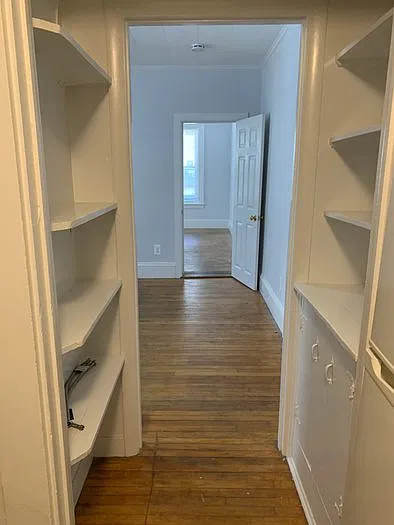 Studio, $1,800 — Photo 4