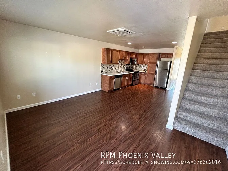 17402 N 19th Ave — Photo 9