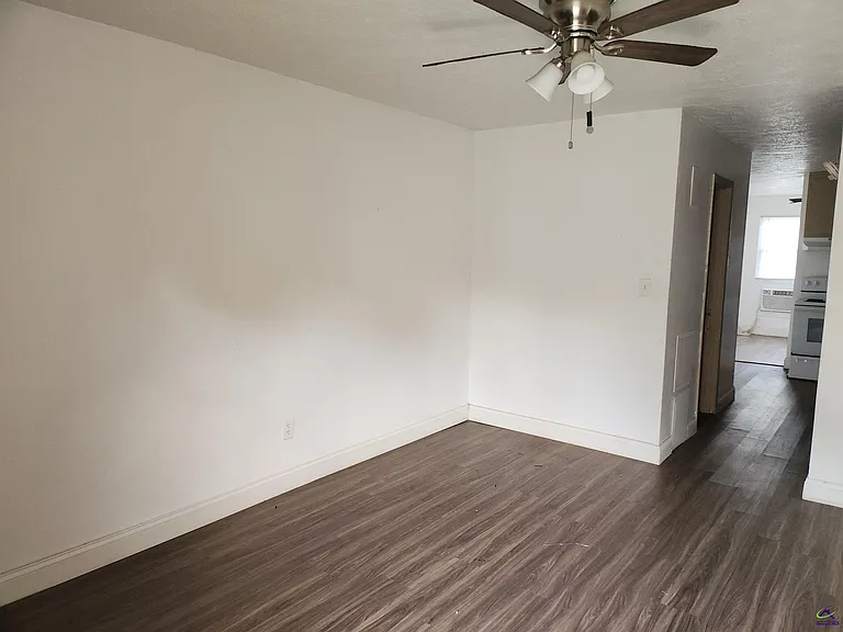 216 Tabor Dr #14 — Photo 8