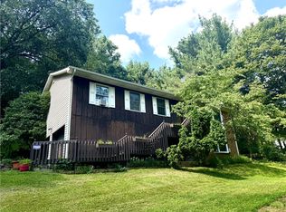 107 Rural Gardens Ct, Indiana, PA 15701