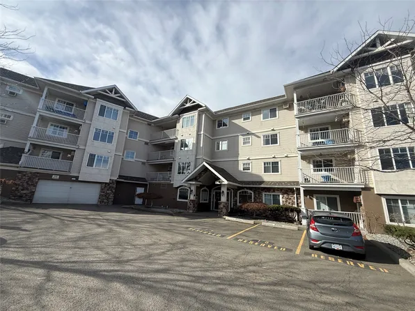 120 Vernon Ave #204, Kamloops, BC V2B 1L6