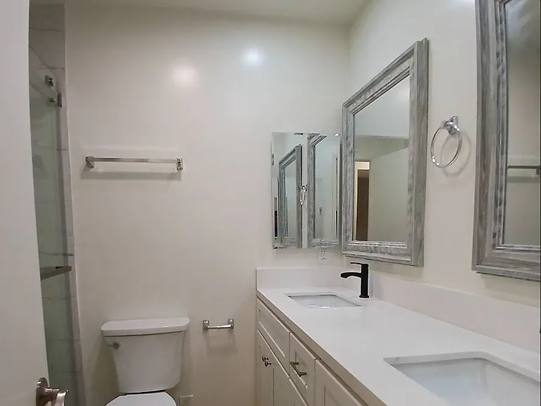 9831 Genesee Ave — Photo 6
