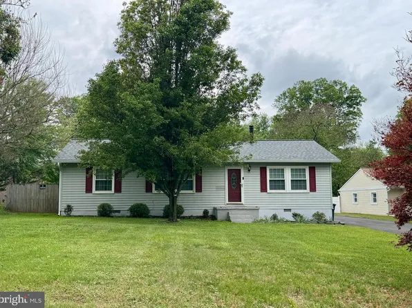 7712 Pine St, Manassas, VA 20111