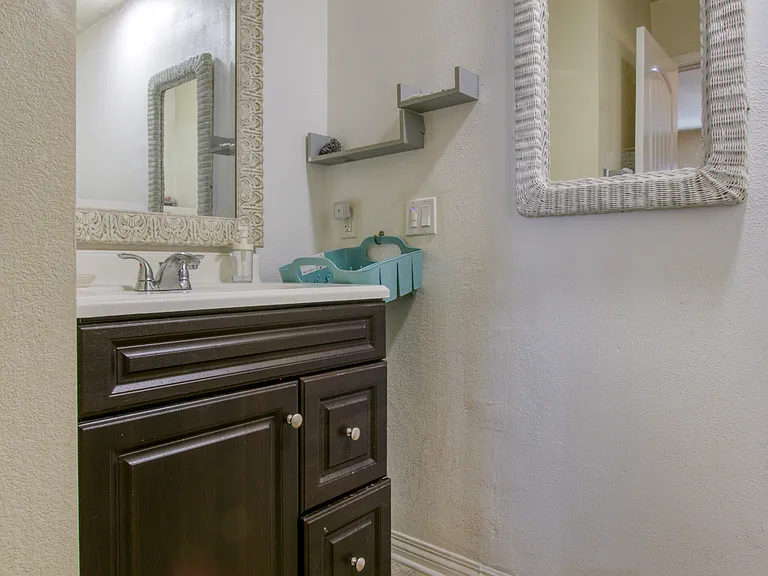 142 Diego Rd — Photo 35