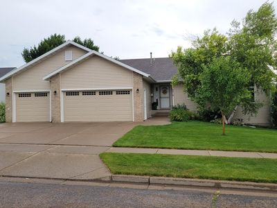 2515 Sharps Pl, Bismarck, ND, 58503
