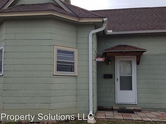 2nd image of 302 E 7th St #302