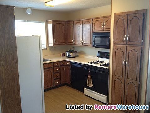 3rd image of 1014 Breckenridge Ave N