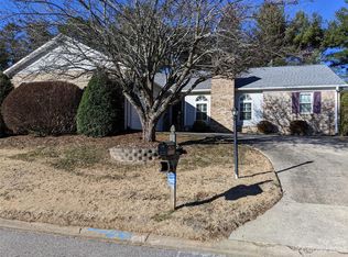 38 Park Ave #19, Asheville, NC 28803