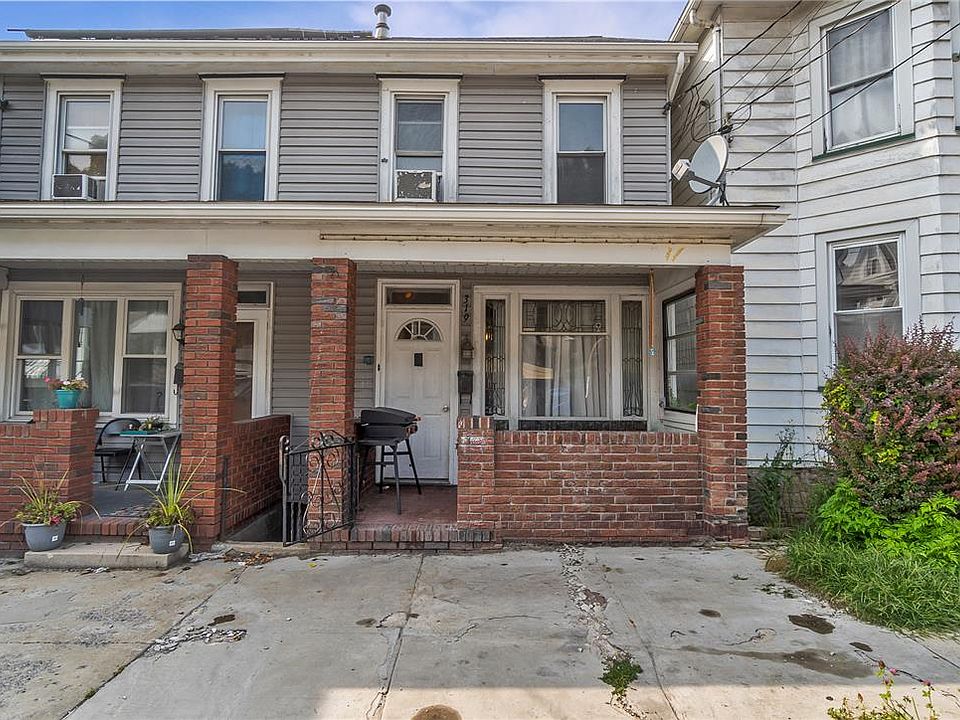 1st image of 319 E Abbott St