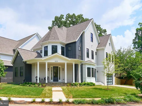 3233 4th St N, Arlington, VA 22201