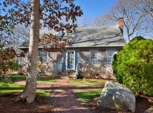 169 Clover Hill Dr, Tisbury, MA 02568