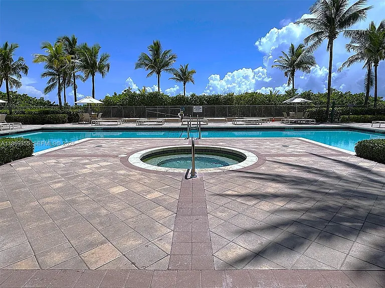 2080 S Ocean Dr #Penthouse 3 — Photo 30