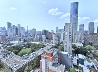 89 McGill St #2111, Toronto, ON M5B 0B1
