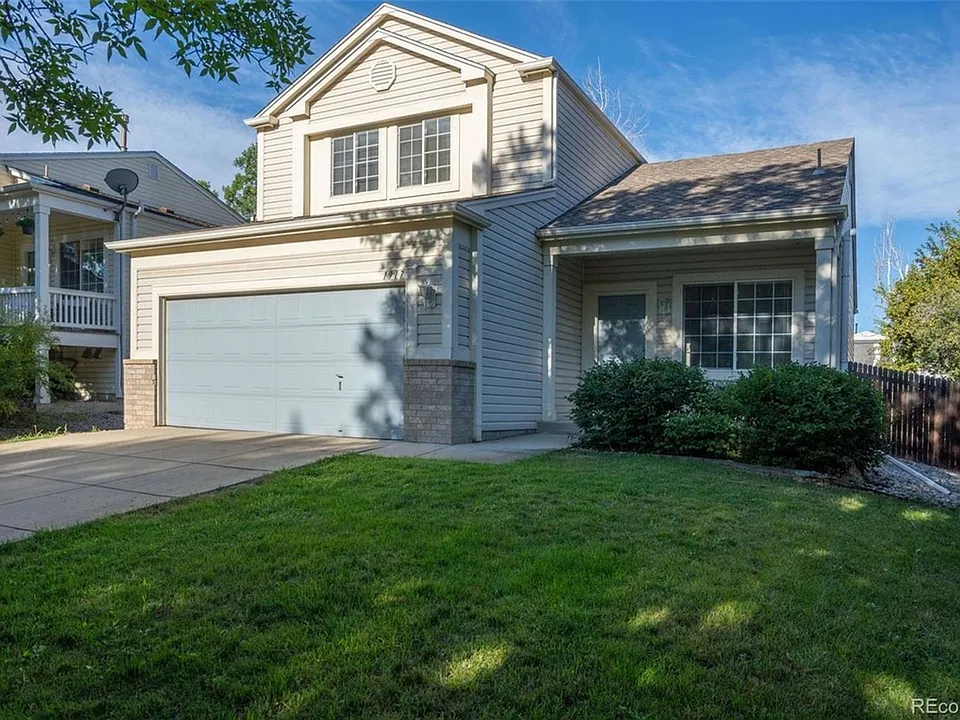 1917 Wildrose Dr