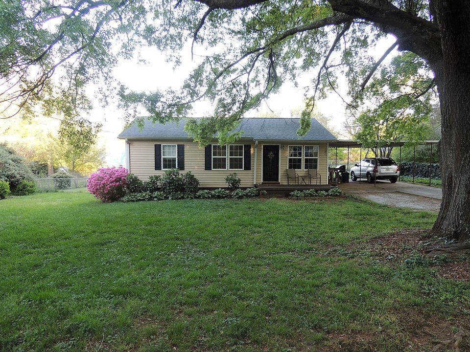 1st image of 121 Sulphur Springs Dr