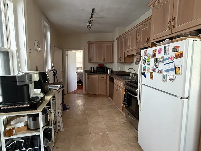 36 Myrtle St #6 — Photo 7