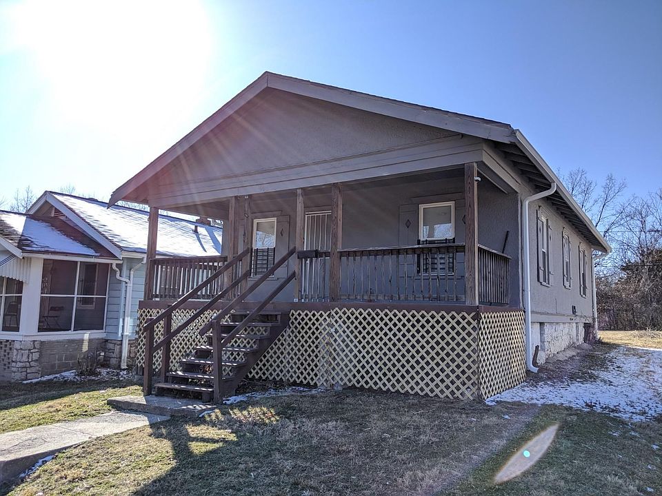 1st image of 7012 Kensington Ave