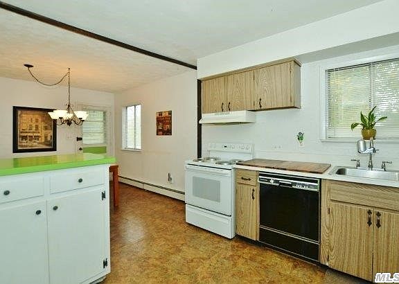3rd image of 4 Primrose Ln