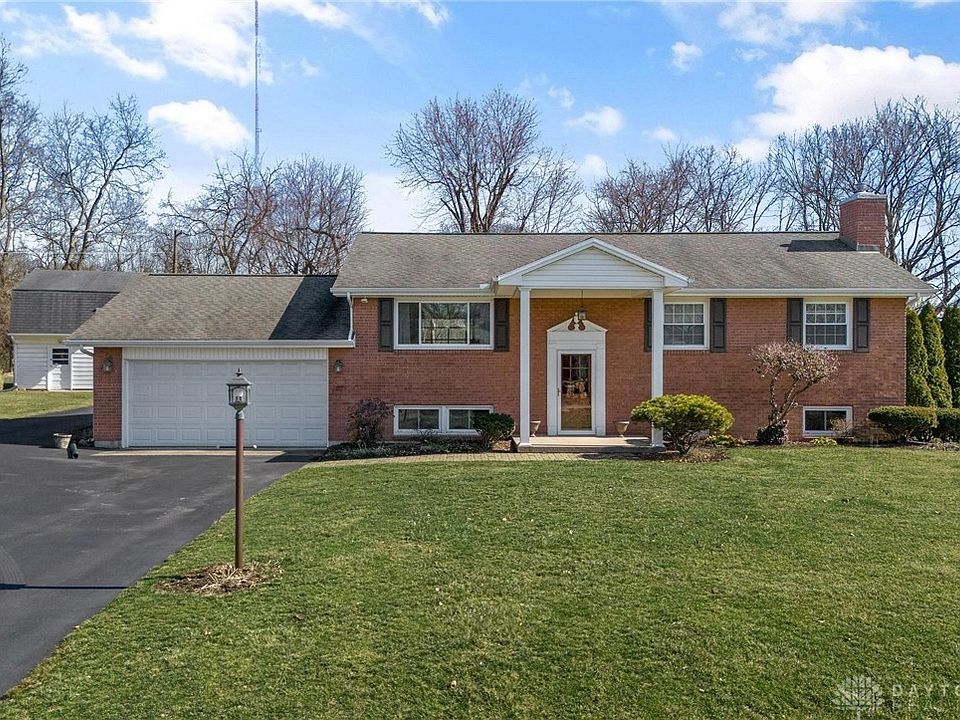 1st image of 43 Sexton Dr