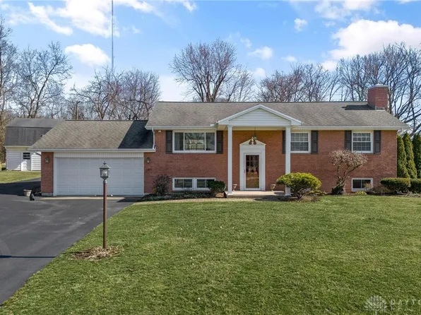 43 Sexton Dr, Xenia, OH 45385