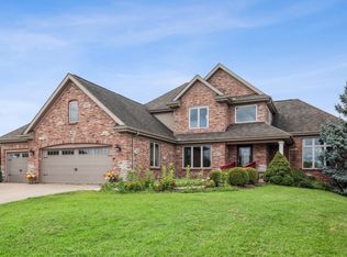 914 Tivoli Dr, Rockford, IL 61107