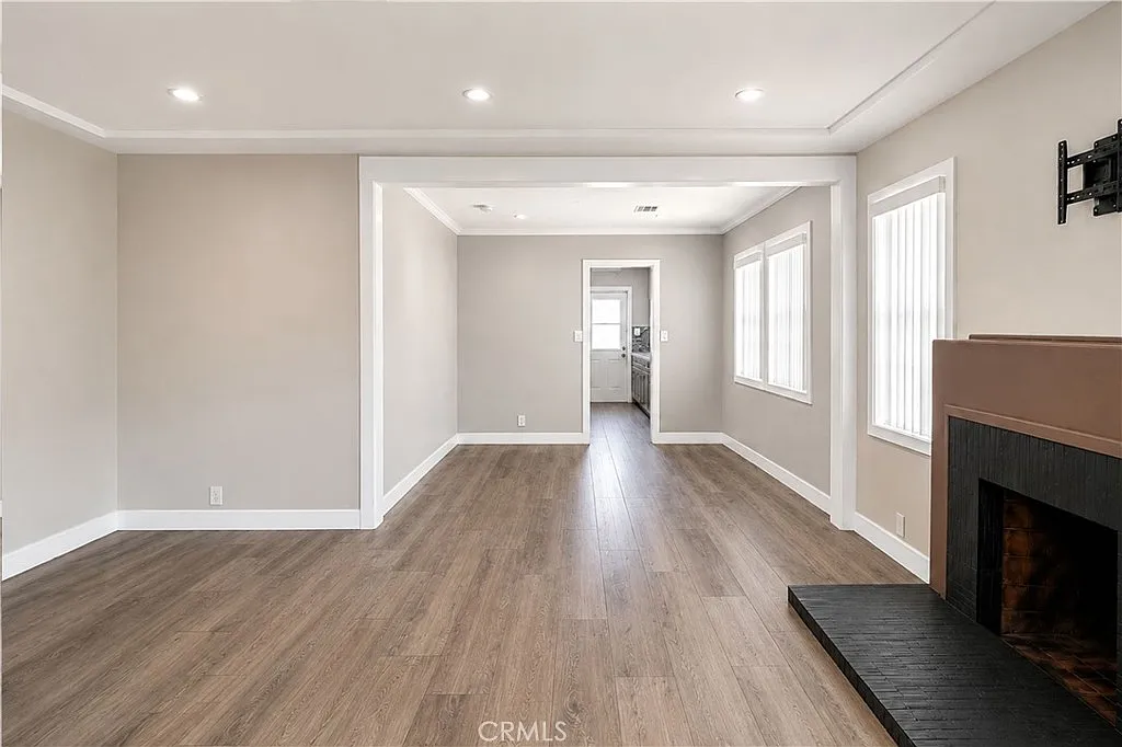 3 bed, 1700 sqft, $4,800 — Photo 4