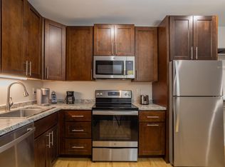 1361 Elm St #17215654, Manchester, NH 03101