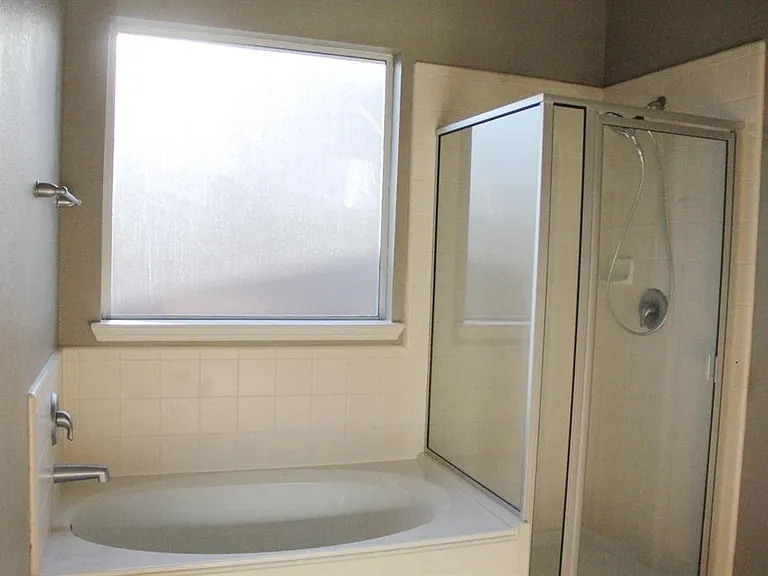 7310 Northfork Dr — Photo 20