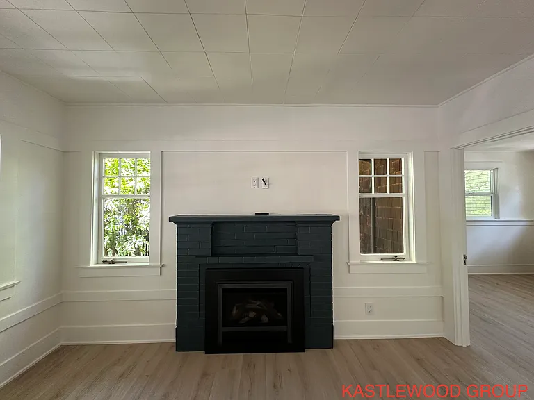 35 Poplar Ave — Photo 13