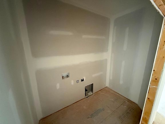 5th image of 5061 N Toben Ct