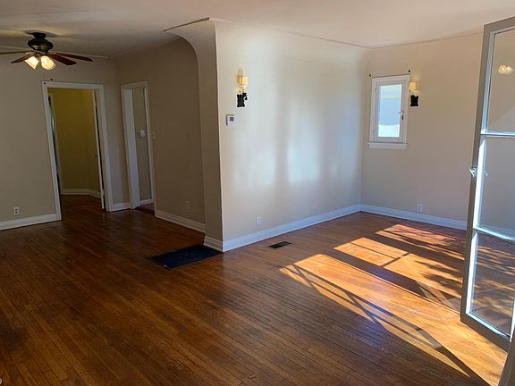5th image of 790 Elmira St