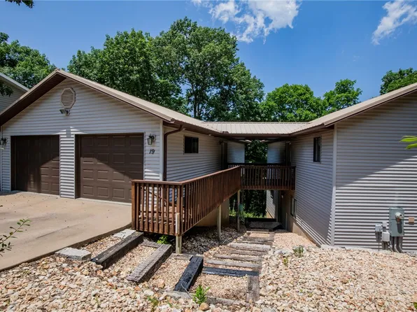 19 Bobwhite Ln, Holiday Island, AR 72631