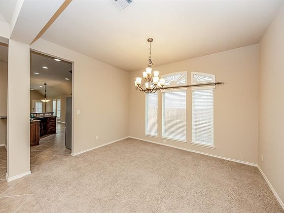 5th image of 29011 Davenport Dr