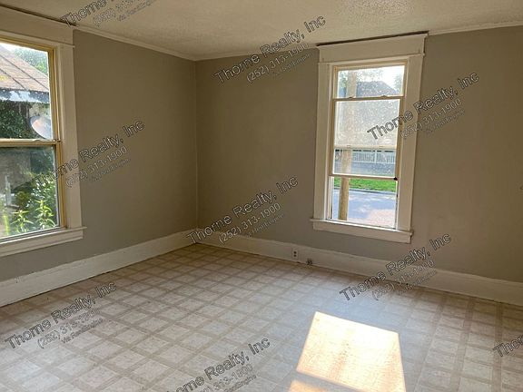 5th image of 1314 Clark St