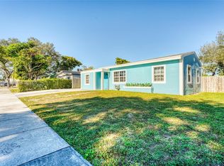 21 Allen Rd, West Park, FL 33023