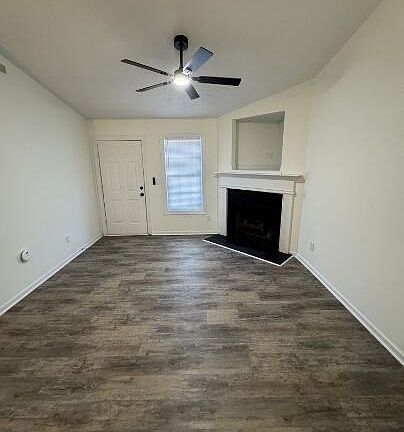 3rd image of 2910 Eastridge Ct #B