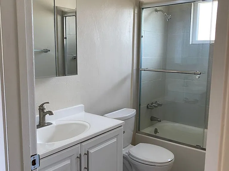 Midway Manor Apts. — Photo 62