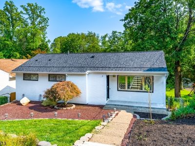 15 Apache Trl, Rockaway, NJ, 07866