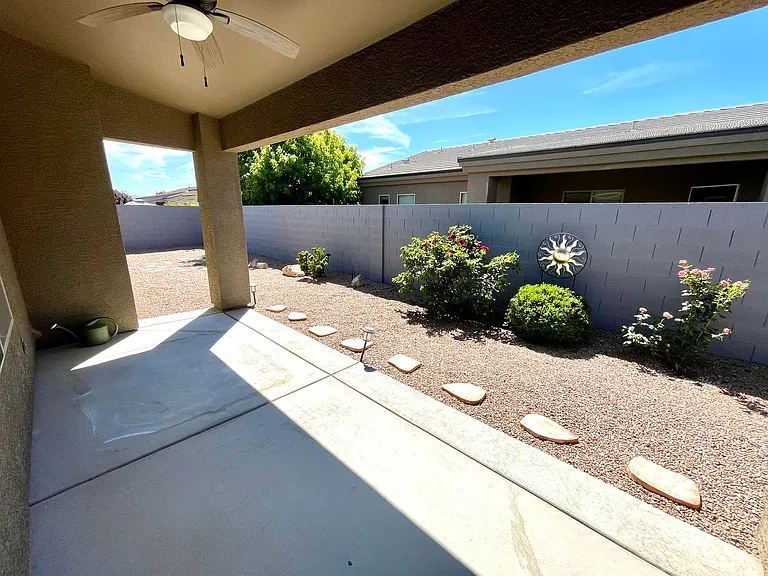 2448 Cliff Rose Way — Photo 38