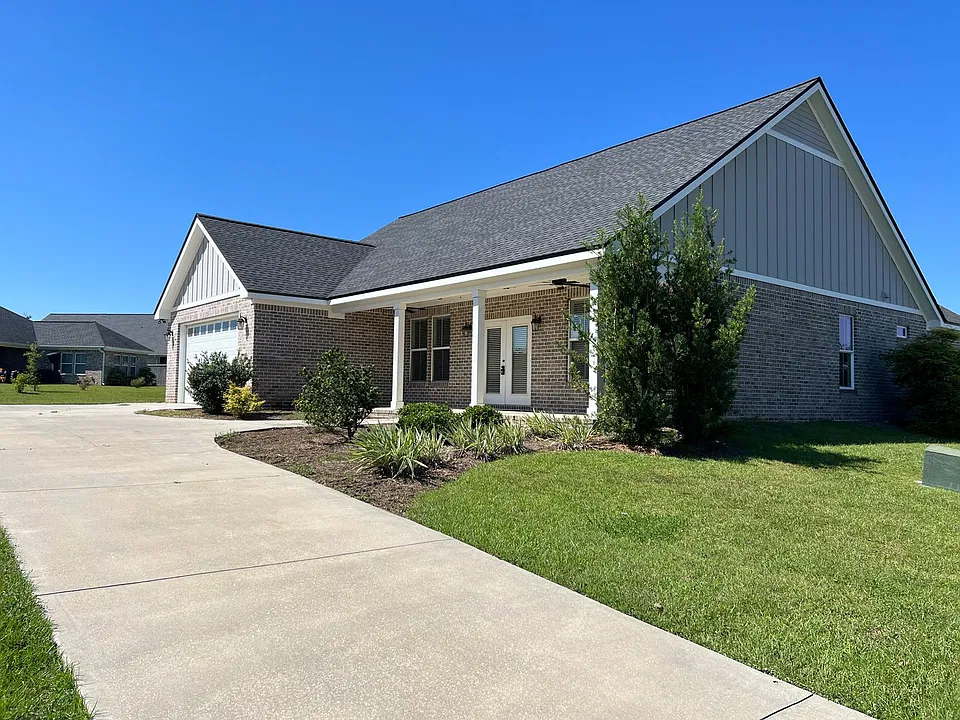 3846 Arbor Dr