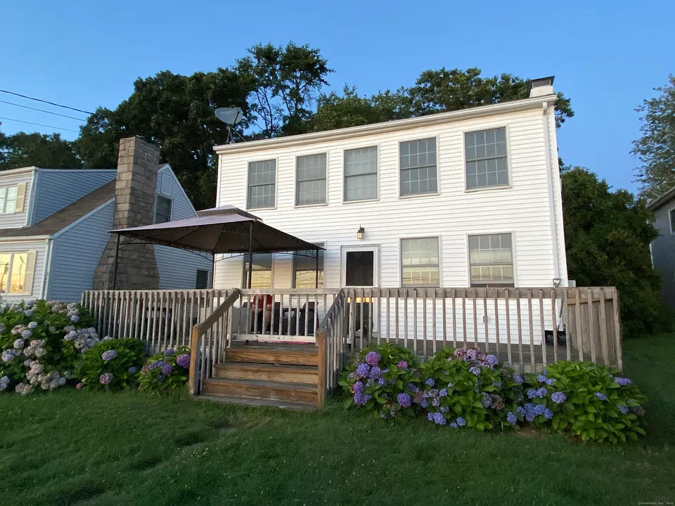 142 Old Black Point Rd
