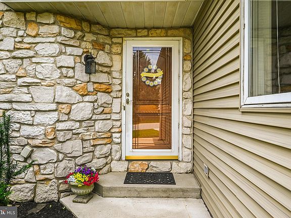 4th image of 2716 Fairway Dr #2716
