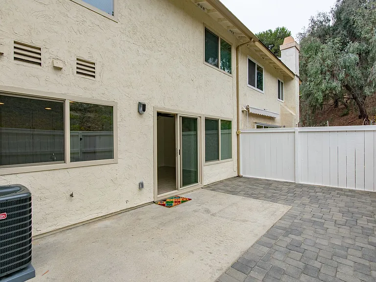 3706 Yale Dr — Photo 29