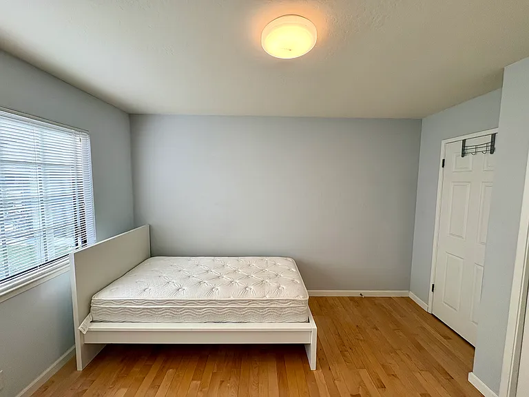5867 W Walbrook Dr — Photo 6