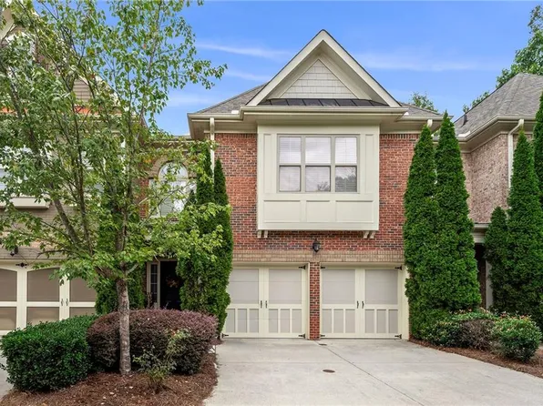 7890 Glisten Ave, Sandy Springs, GA 30328
