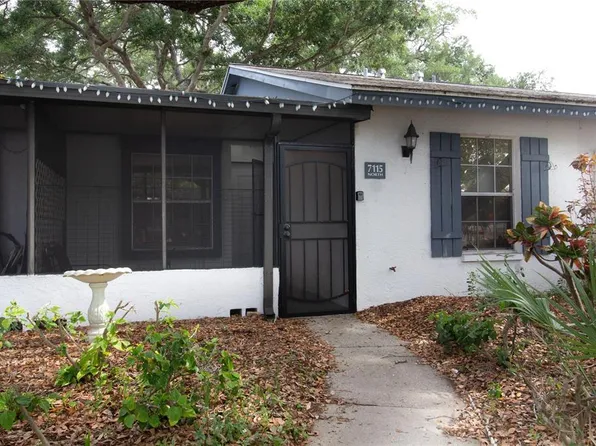 7115 Parkside Villas Dr N, Saint Petersburg, FL 33709