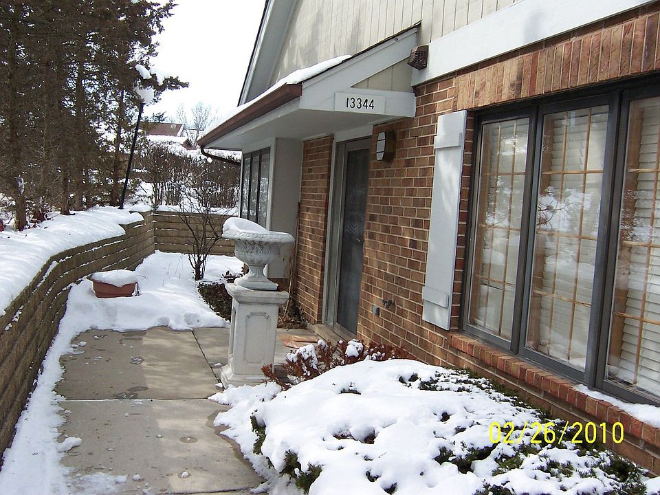 1st image of 13344 S Oakview Ct