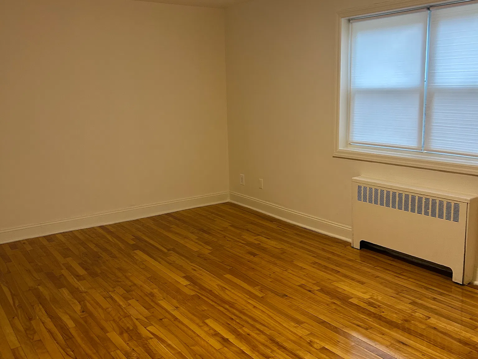 2 bed, 850 sqft, $2,750 — Photo 4
