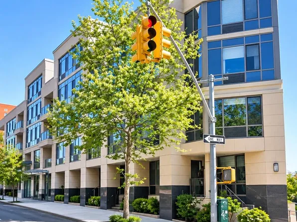 6405 Yellowstone Boulevard #PH502, Forest Hills, NY 11375